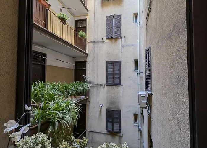 Roomz Romestay 3*